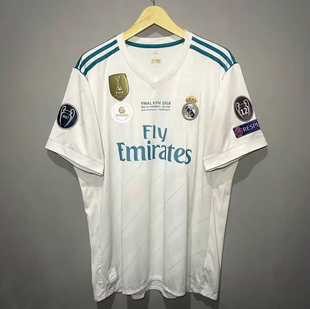 Real Madrid Home 2017/18 Retro Jersey, front